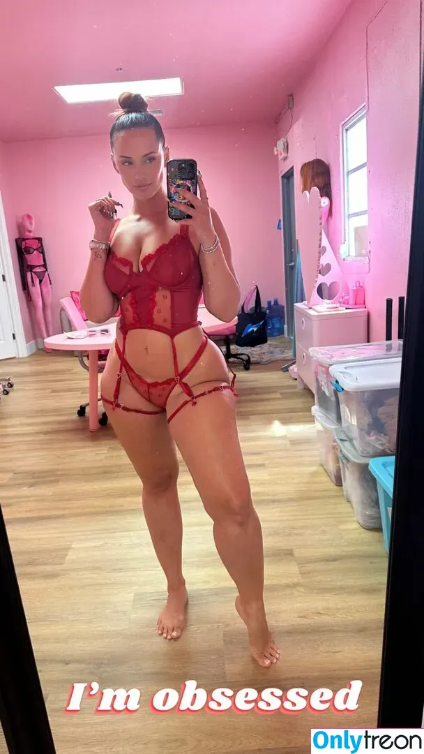 Yesjulz nude photo #0043 (Yesjulz)