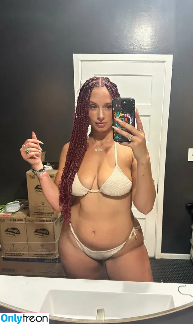 Yesjulz nude photo #0082 (Yesjulz)