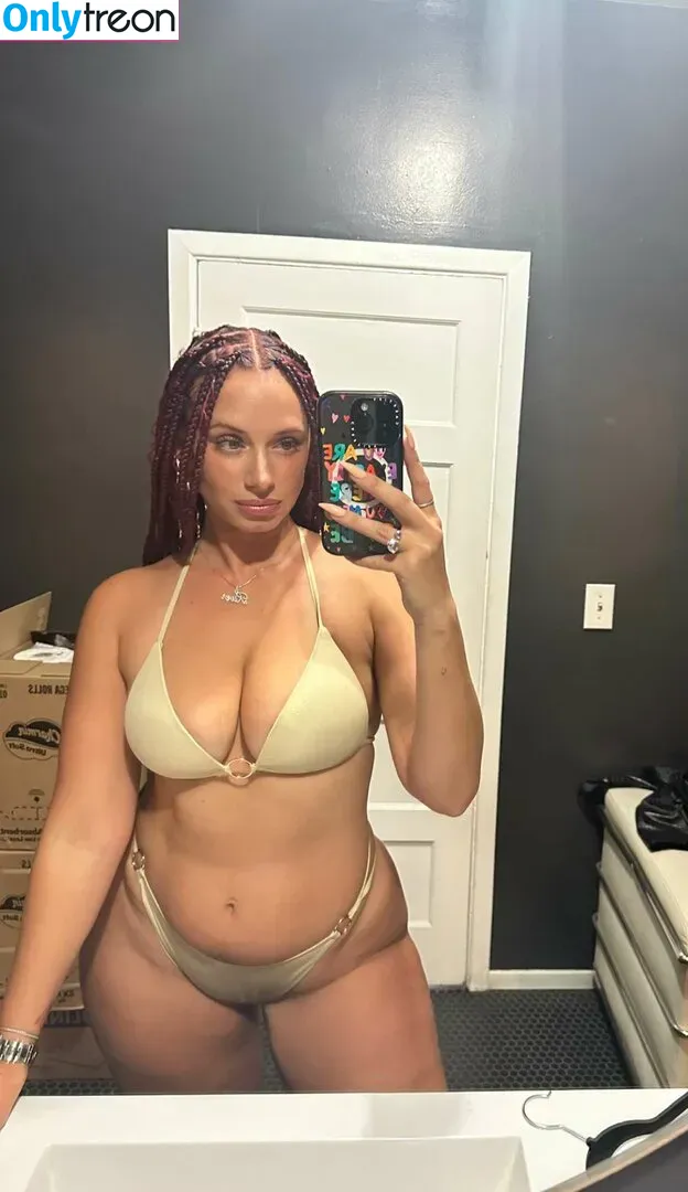 Yesjulz nude photo #0083 (Yesjulz)