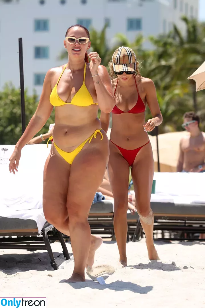 Yesjulz nude photo #0270 (Yesjulz)