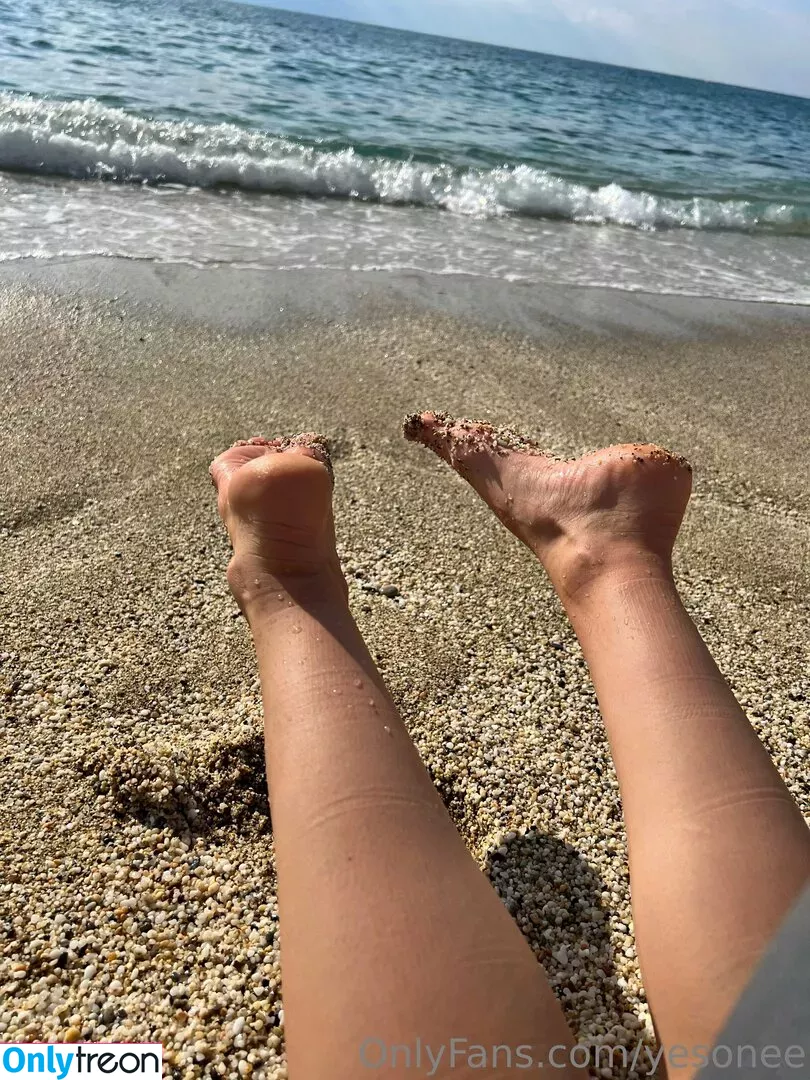 yesonee nude photo #0069 ( / ariaaback / arialll)