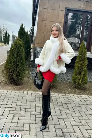 yevax / yevax.x фото голая #0153