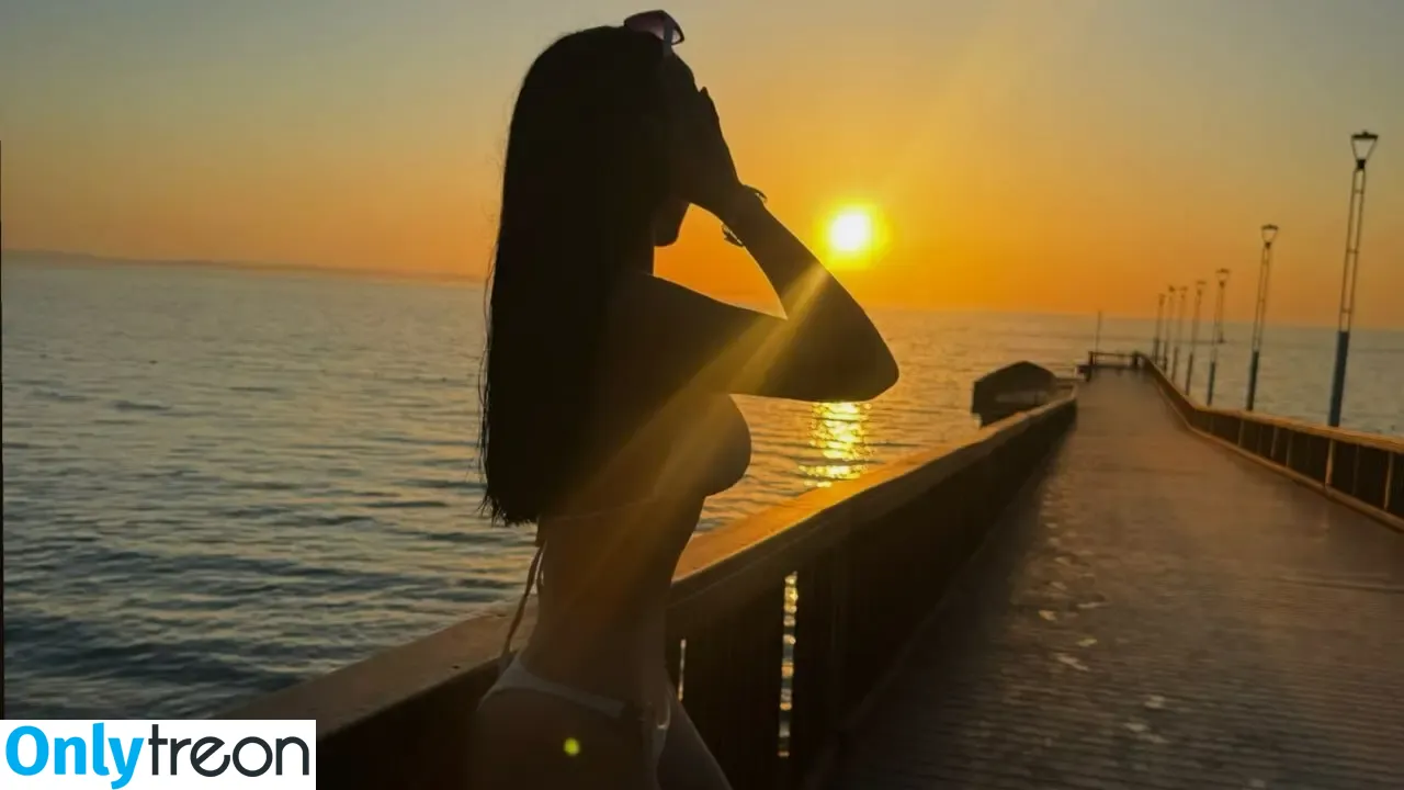 Yeya ASMR nude photo #0020 (yeya_asmr / yeyaa_asmr)