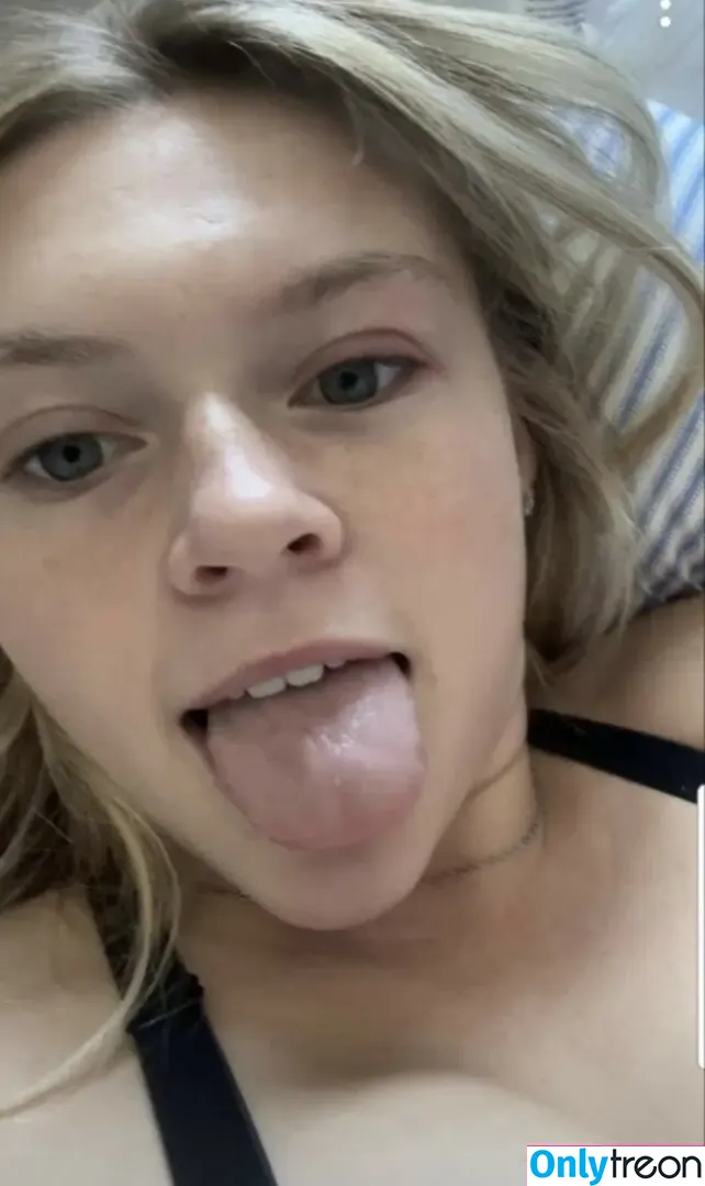 Ygwbt nude photo #0663 (Ygwbt)