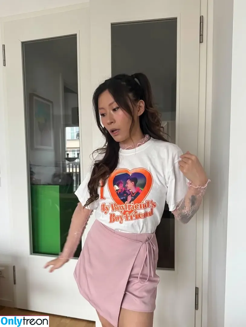 Yinsu Collins nude photo #0124 (YinsuCollins)
