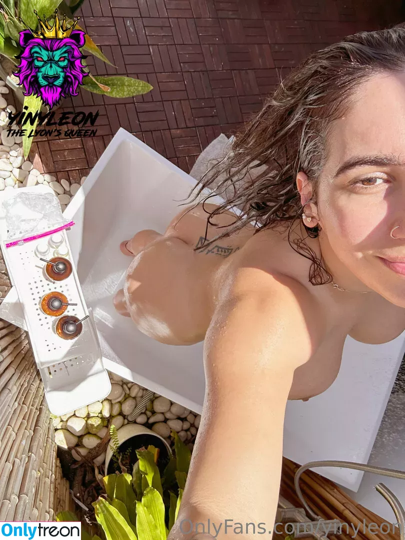Yinyleon nude photo #0408 (Yinyleonofficial)