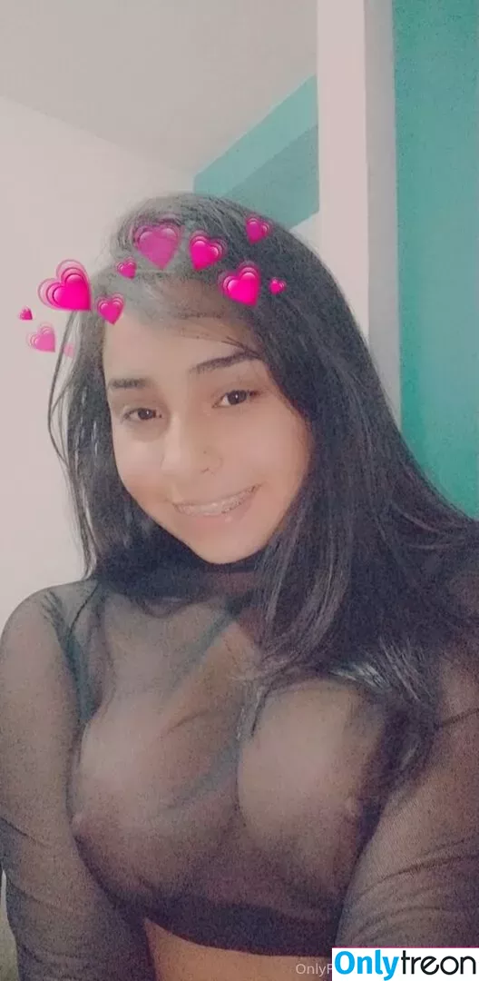 yiyisweetcousin nude photo #0035 (theweedcousin)