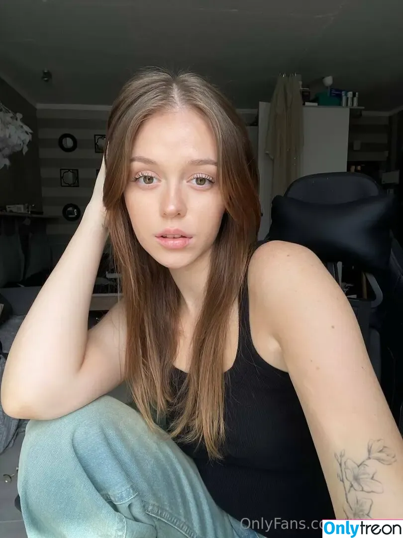 ynayrp голая photo #0337 (littlemissyanx)