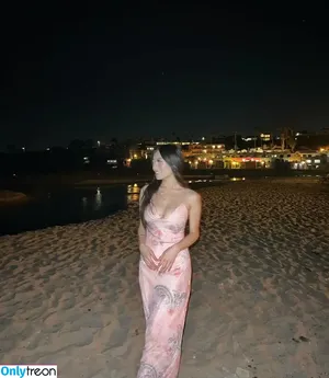 Ynori Nguyen / liluzinori / xoxoynori / ynori.nguyen nude photo #0034