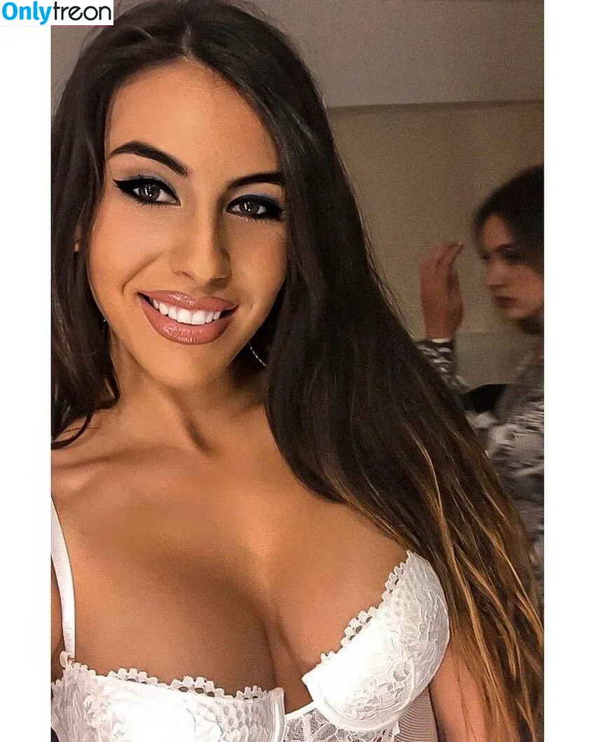 Yoana Cuesta Cortijo nude photo #0047 (yoanacuestacortijo)