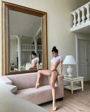 Yoana Nikolova / nikolova_y nude photo #0005