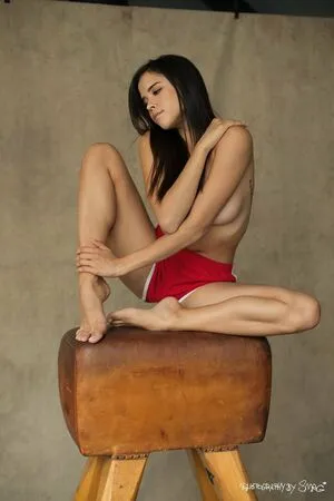 Yoana Nikolova / nikolova_y nude photo #0009