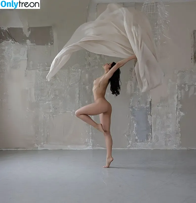 Yoana Nikolova nude photo #0476 (nikolova_y)