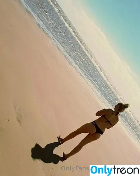 yobadgirl голая photo #0039 (yobadgirl)