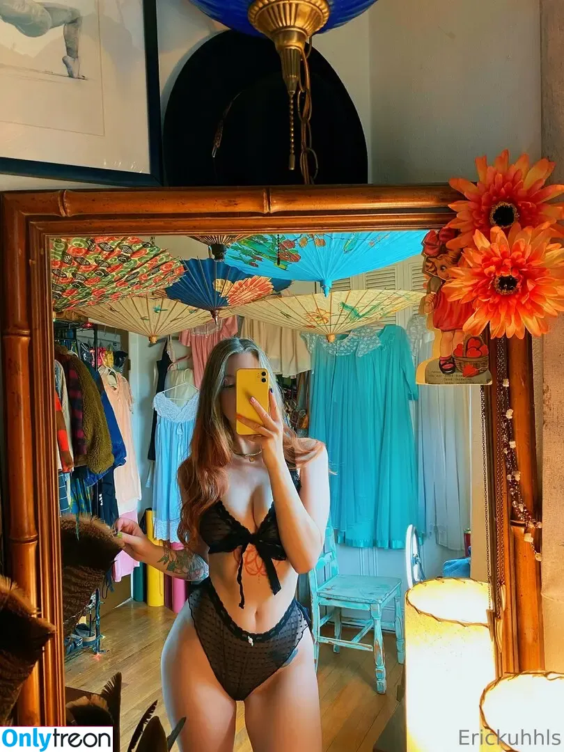 Yoga Witchh nude photo #0001 (erickuhhls)