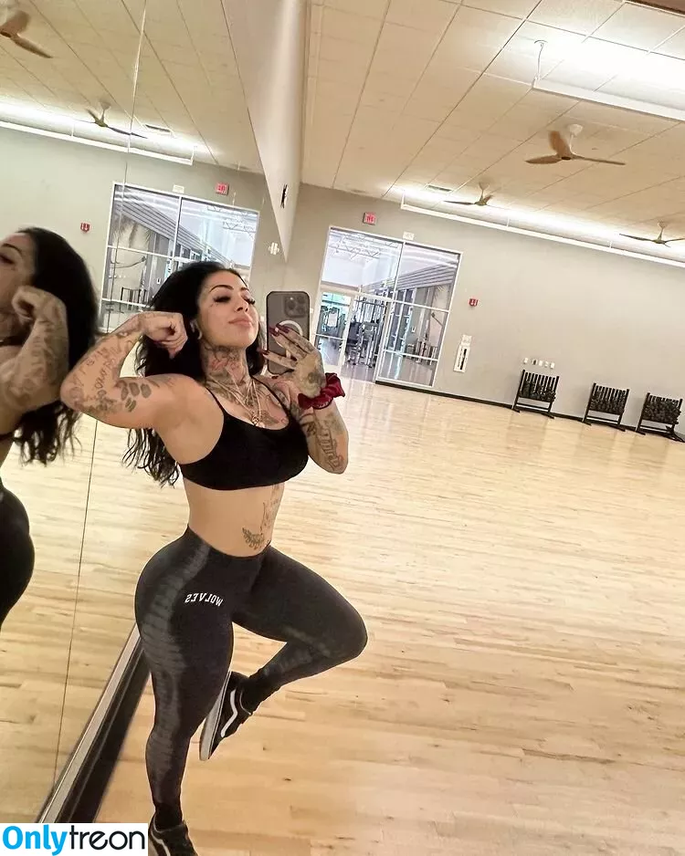 Yogapantsqueen голая photo #0007 (Yogapantsqueen)