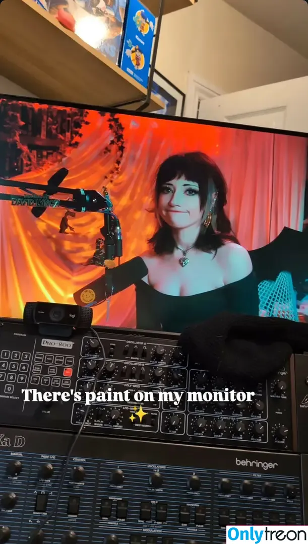 Yogscast Bouphe nude photo #0099 (bouphe / bouphemagic)