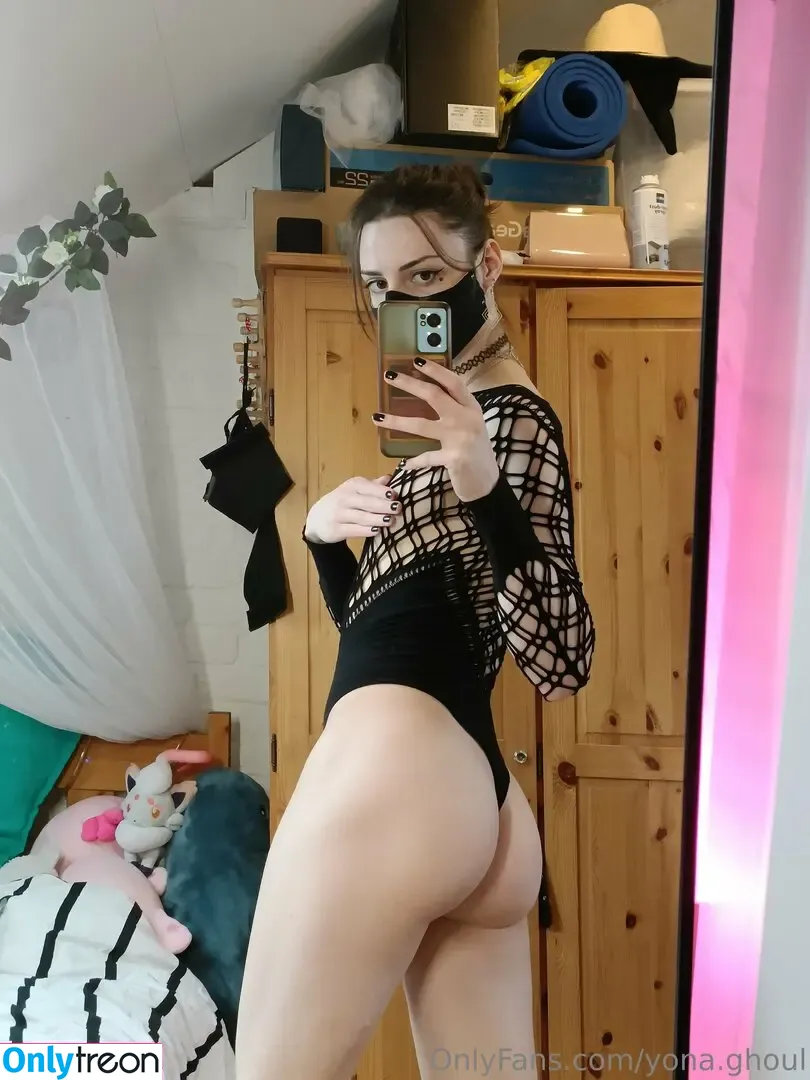 yona.ghoul nude photo #0121 (zona.ghoul)