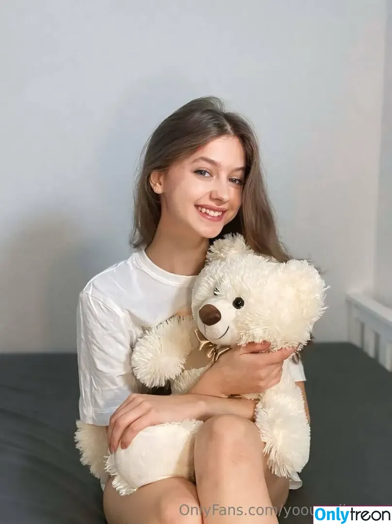 yoourpriincess голая photo #0026 (yoourpriinceess)