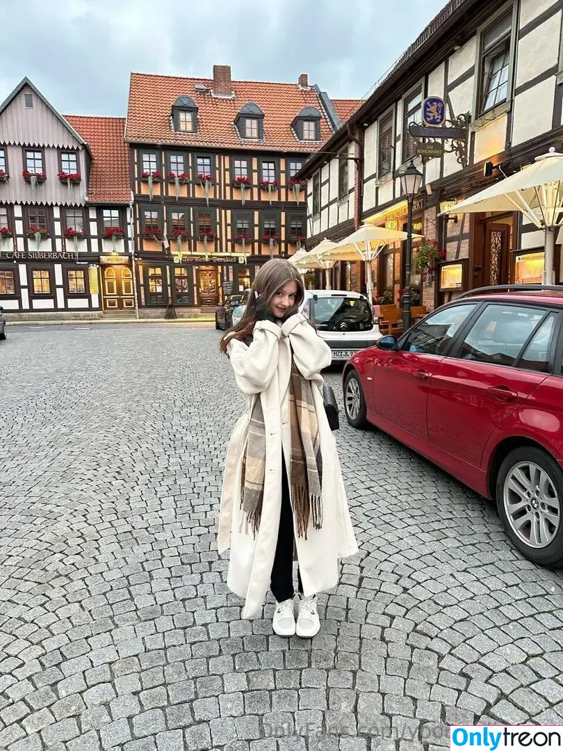 yoourpriincess голая photo #0032 (yoourpriinceess)