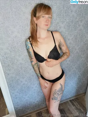 youmeus1312 / whatisthemaximumcapacityonthis nude photo #0105