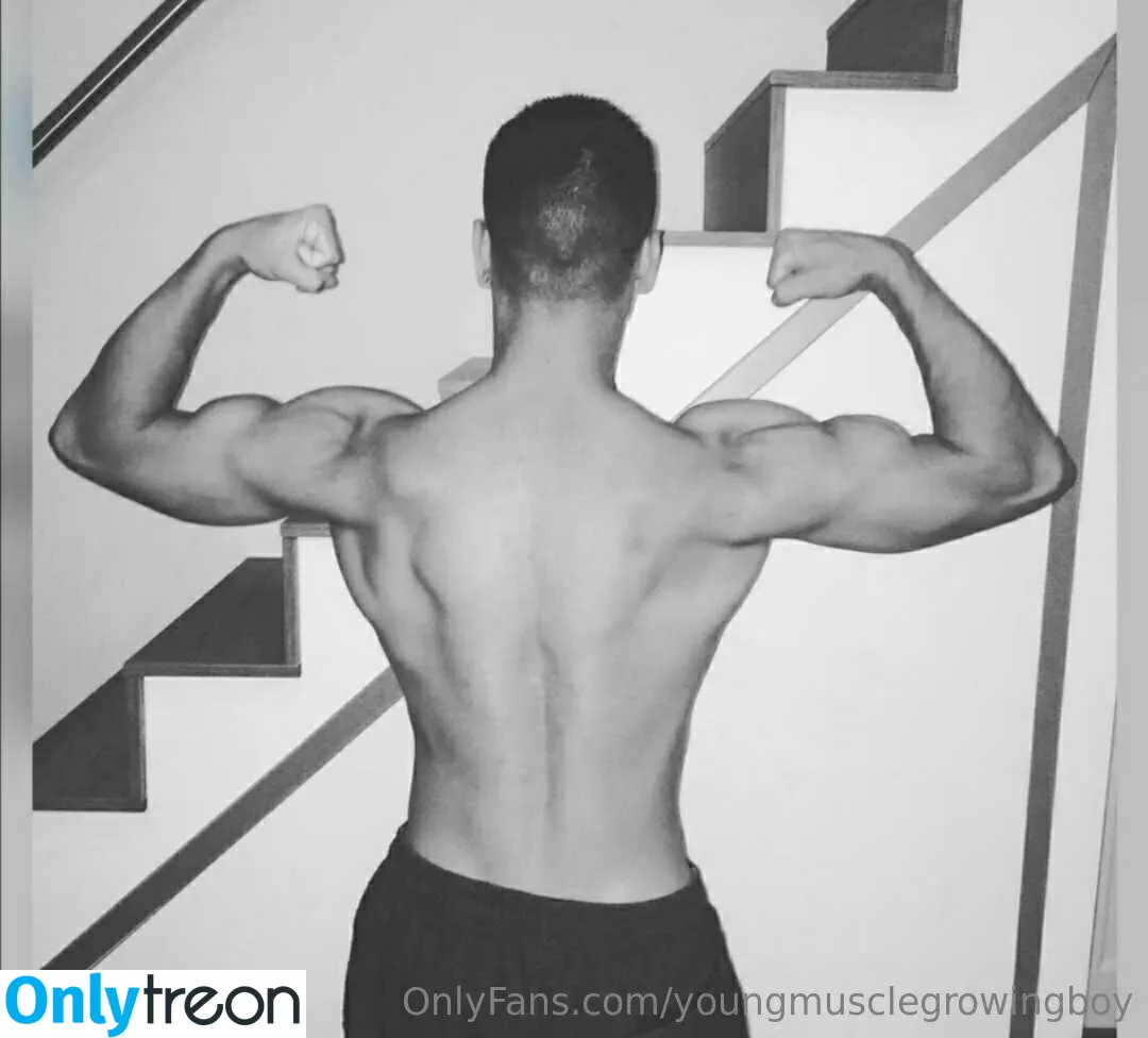 youngmusclegrowingboy голая photo #0010 (youngmusclegrowingboy)