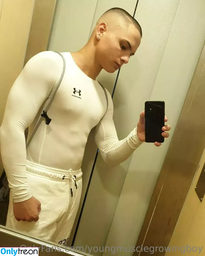 youngmusclegrowingboy голая photo #0013 (youngmusclegrowingboy)