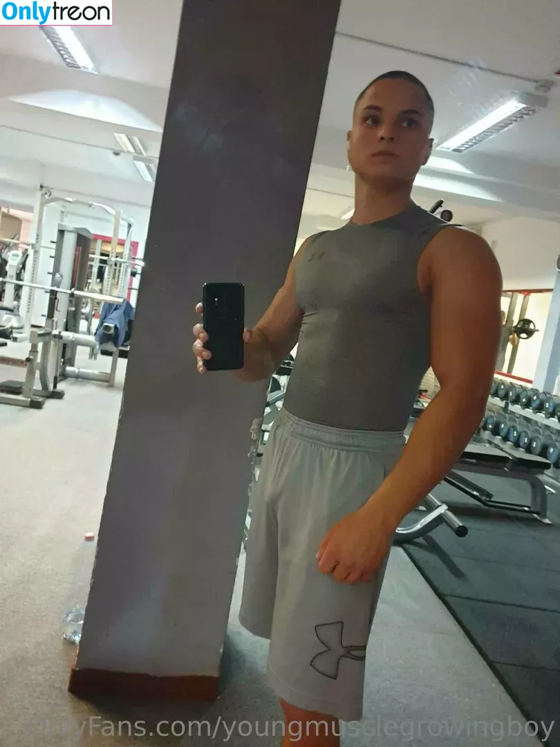 youngmusclegrowingboy голая photo #0019 (youngmusclegrowingboy)