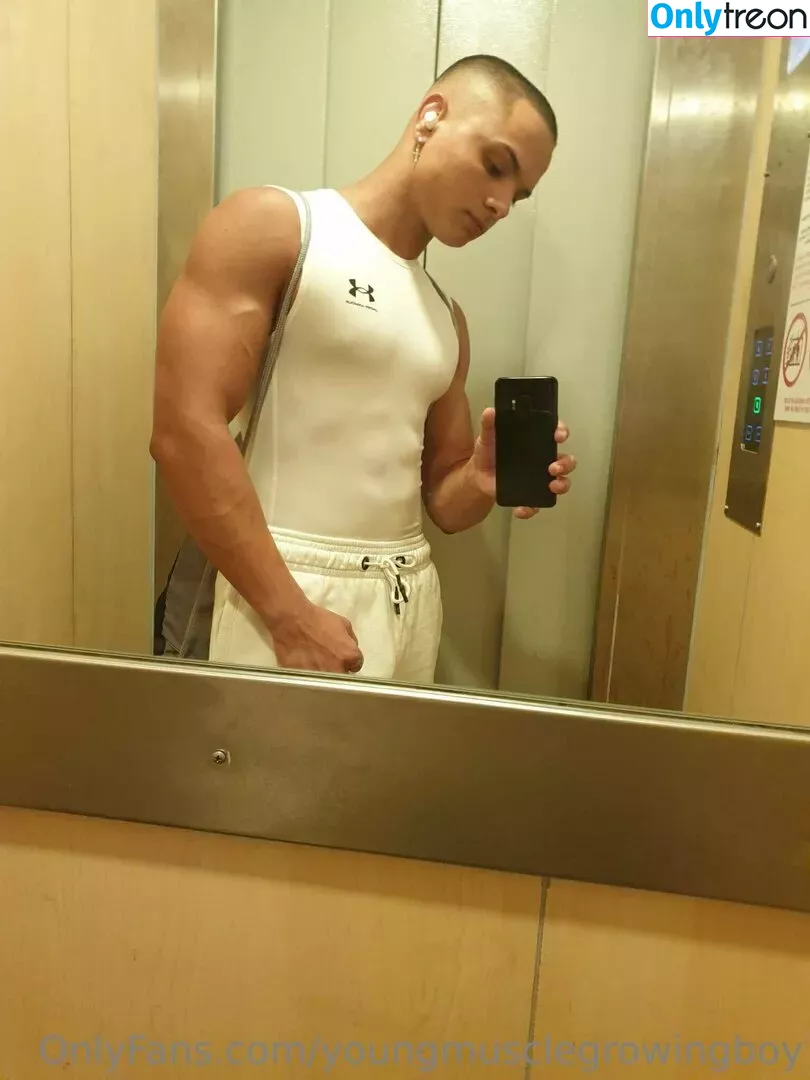 youngmusclegrowingboy голая photo #0033 (youngmusclegrowingboy)