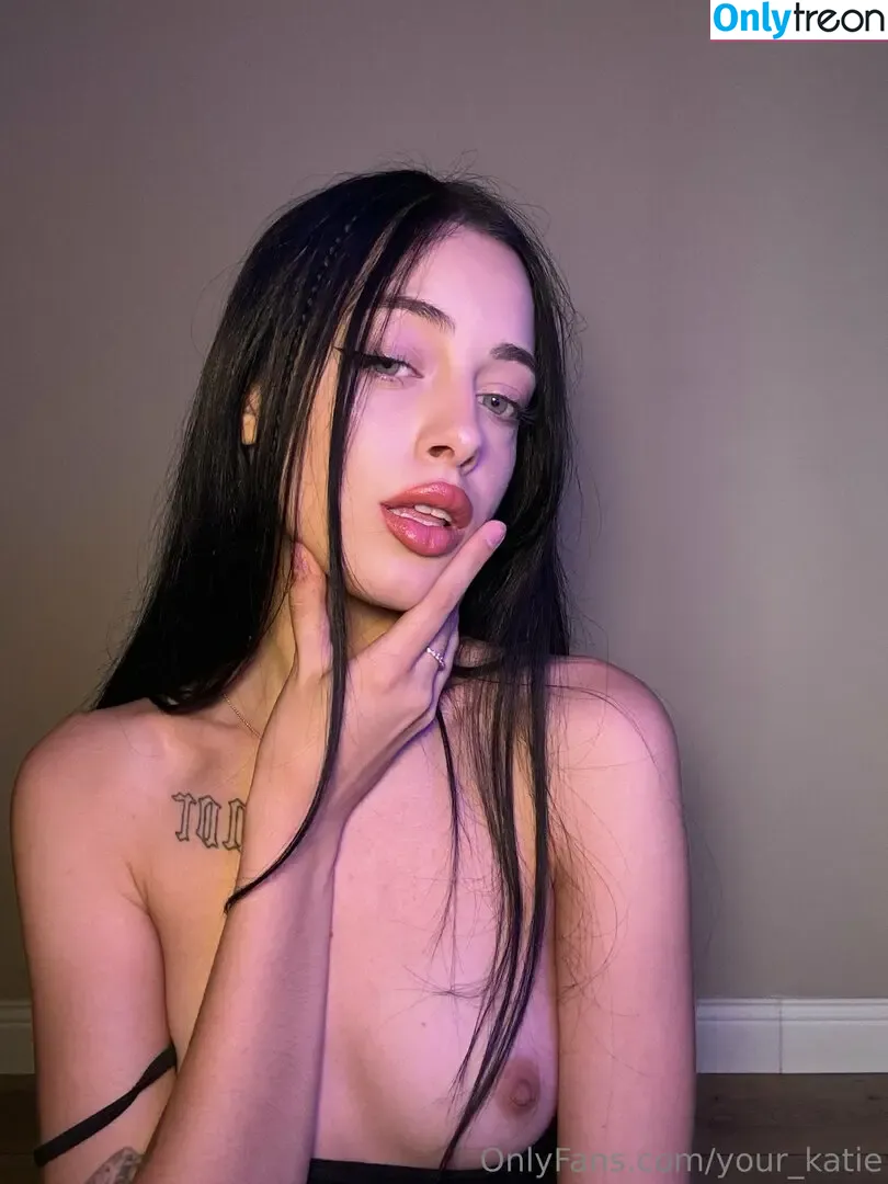 your_katie nude photo #0018 (katimini4917)