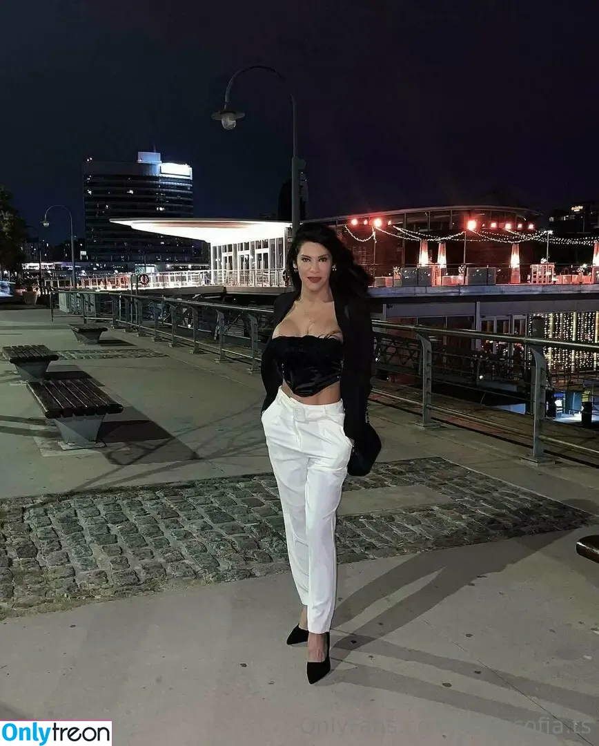 your.sofia.ts nude photo #0005 (y0urs0fia)