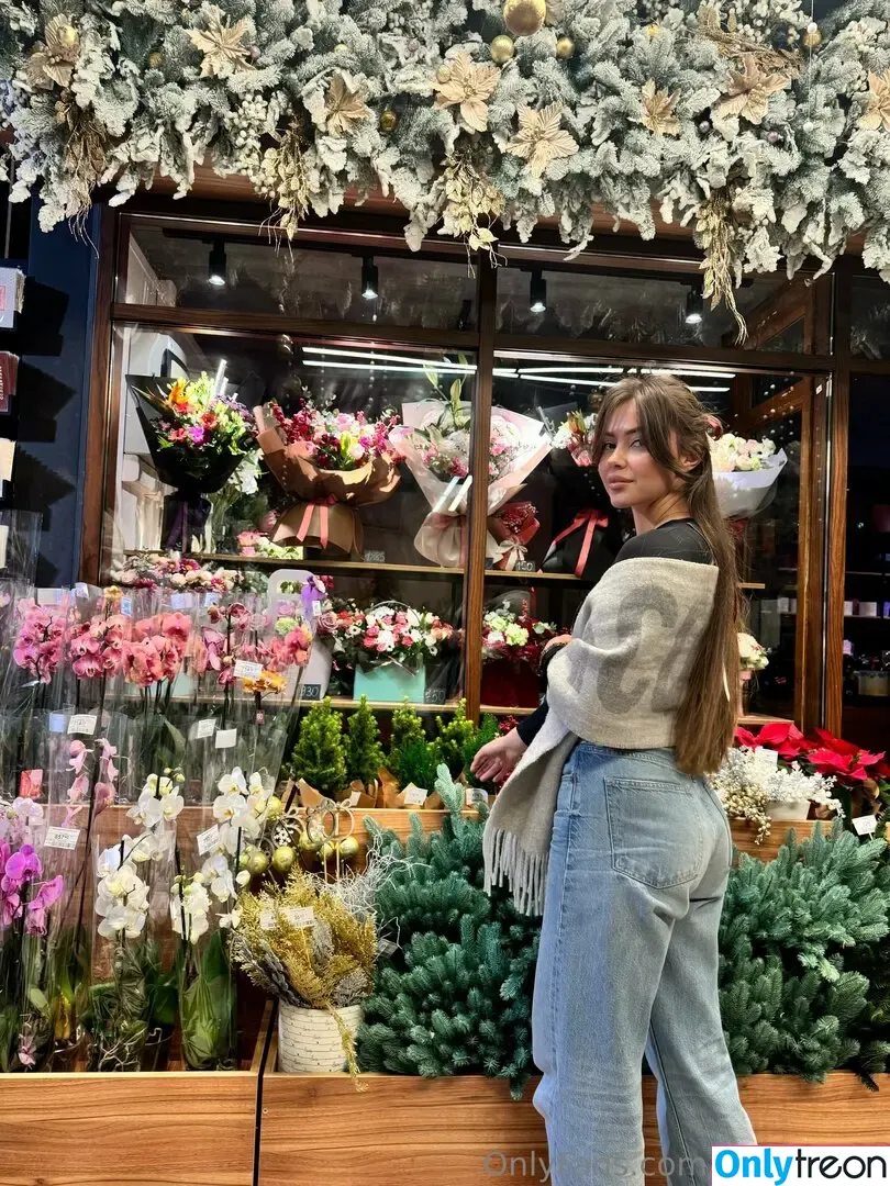 YOUR TASHA голая photo #0023 (tashaghouri / your.tasha)