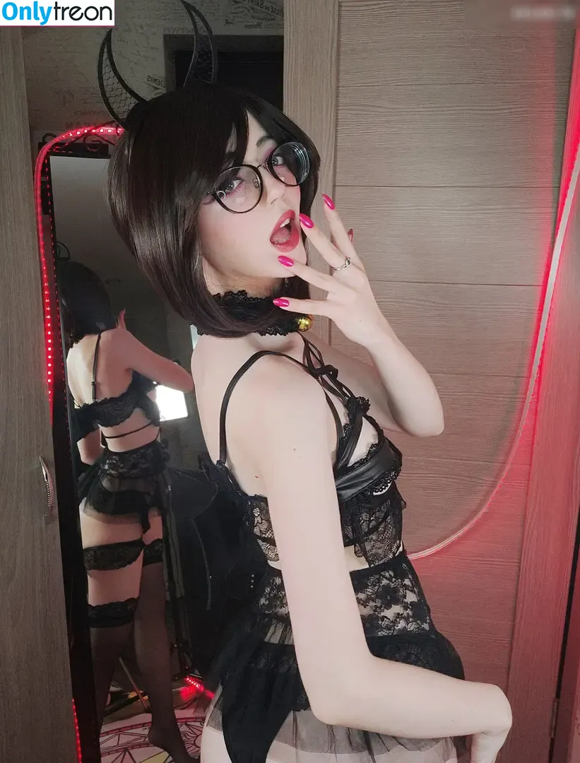 youraldora nude photo #0170 (aldorachan)