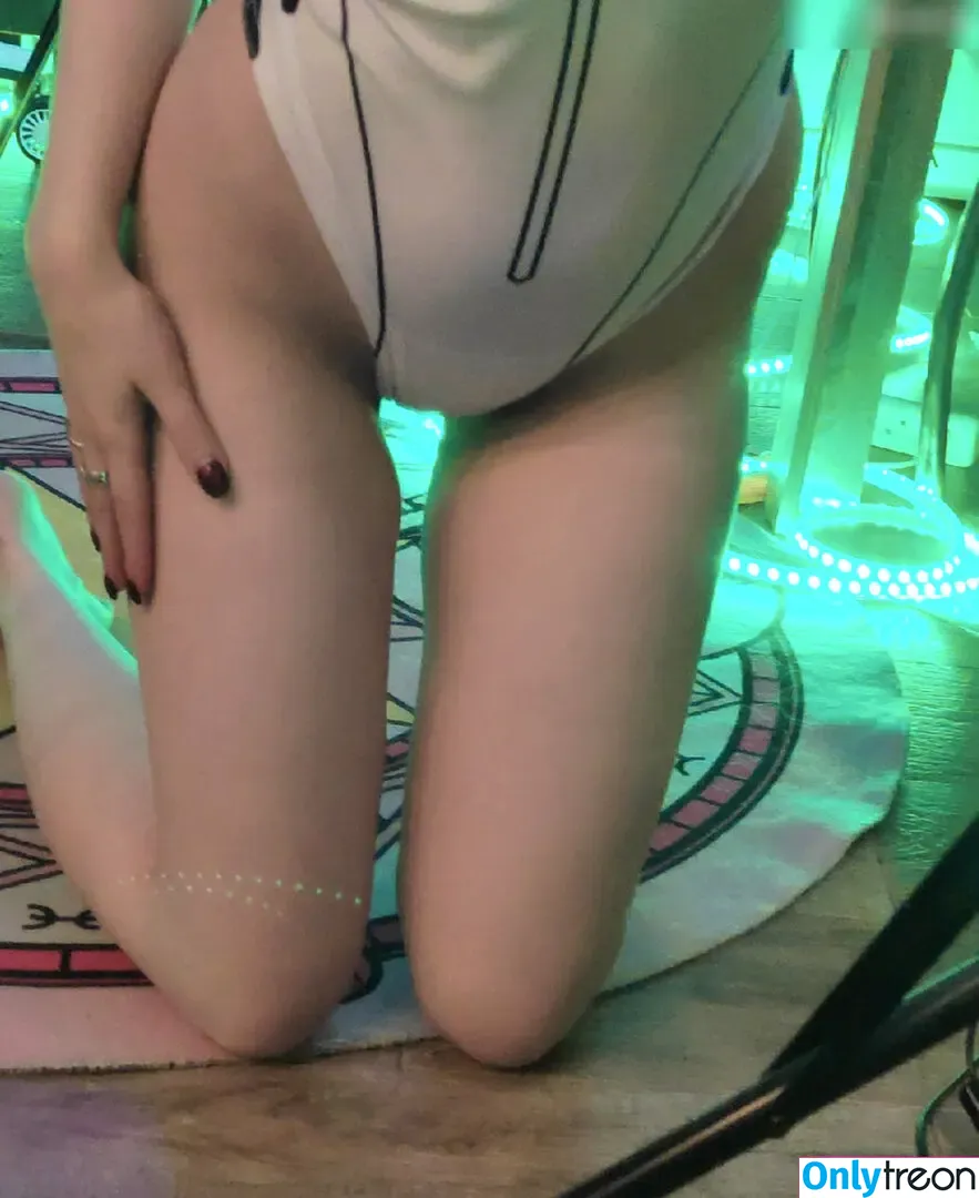 youraldora nude photo #0177 (aldorachan)