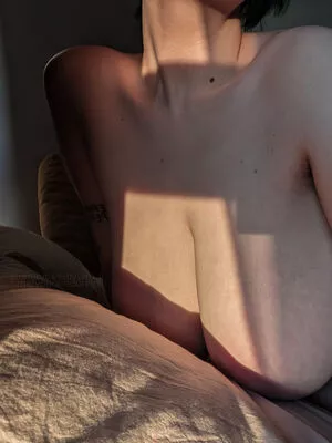 youramoureux / myuslya / twmyuslya фото голая #0288