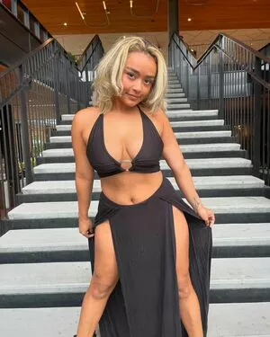 yourblasianbaby / violavior nude photo #0050