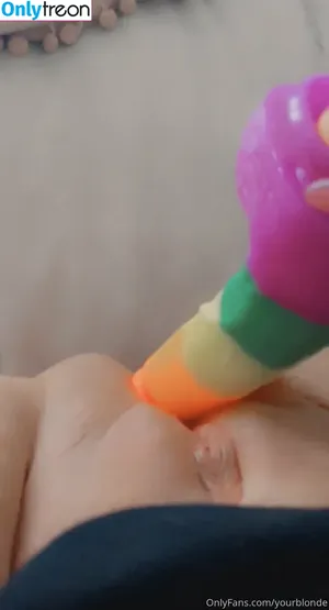yourblonde / yourblonde.localtrash nude photo #0001