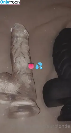 yourblonde / yourblonde.localtrash nude photo #0007