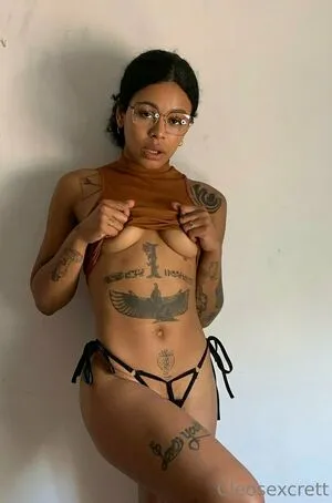 yourcleopathra / babecleoo / realkleopathraa nude photo #0108