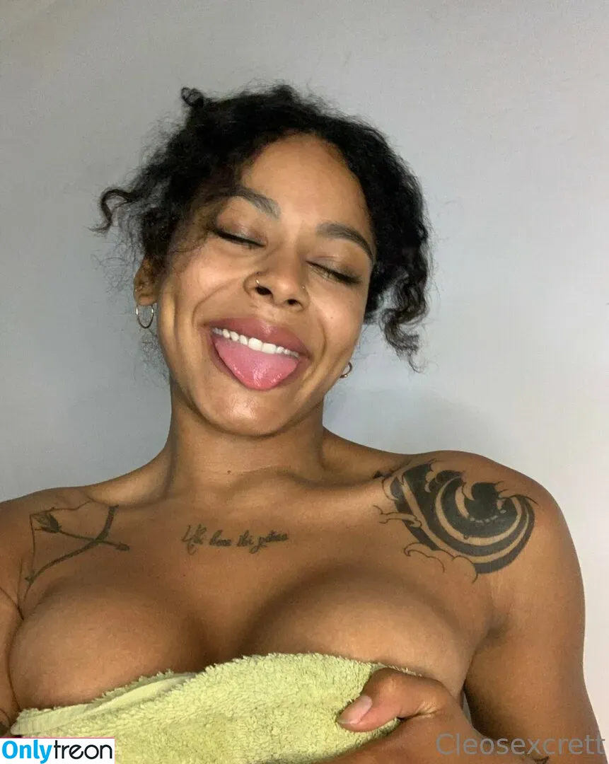 yourcleopathra nude photo #0100 (babecleoo / realkleopathraa)