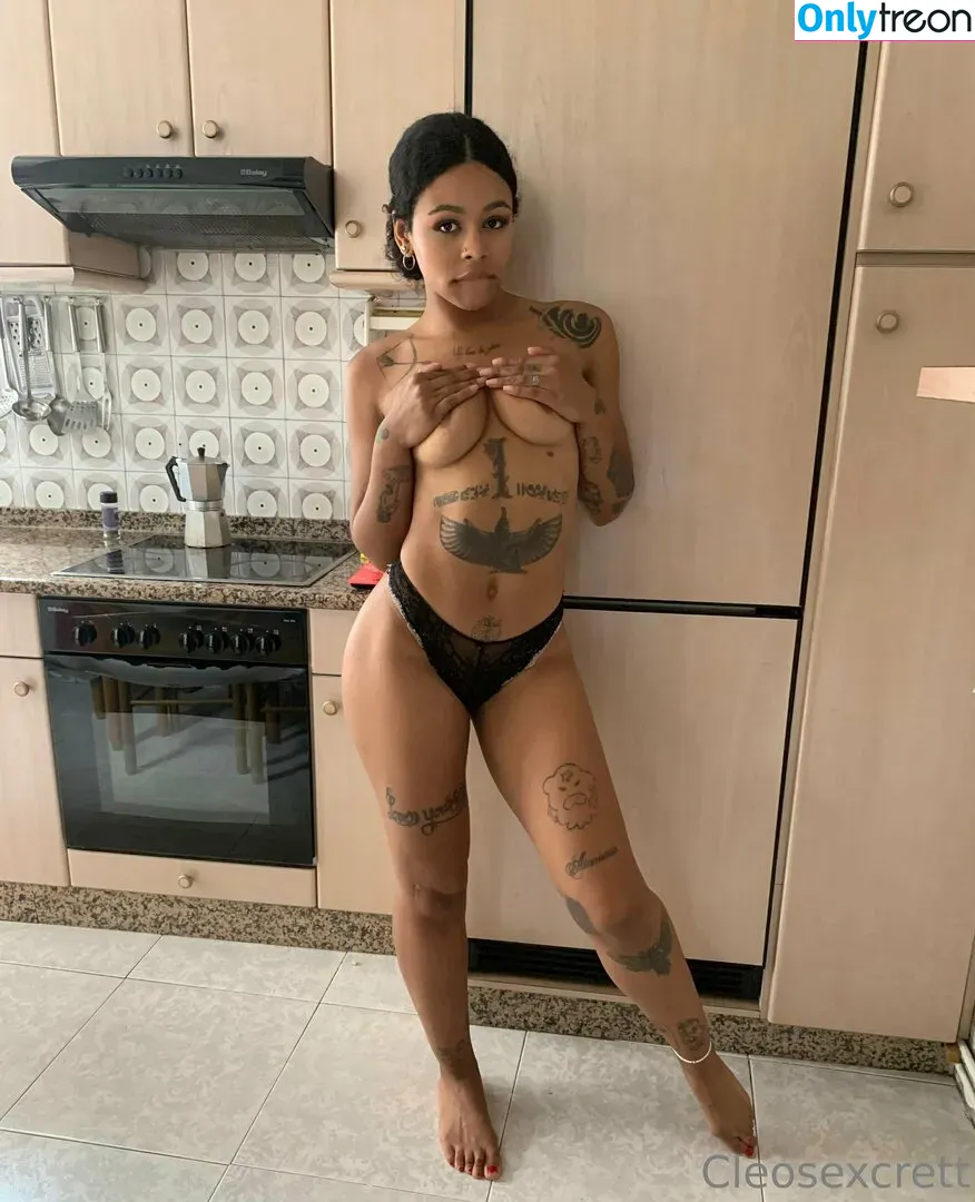 yourcleopathra nude photo #0105 (babecleoo / realkleopathraa)