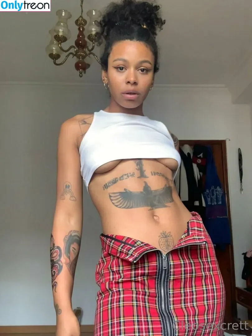 yourcleopathra nude photo #0117 (babecleoo / realkleopathraa)