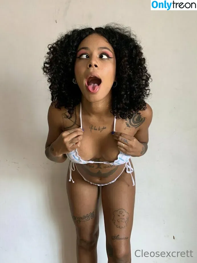 yourcleopathra nude photo #0204 (babecleoo / realkleopathraa)