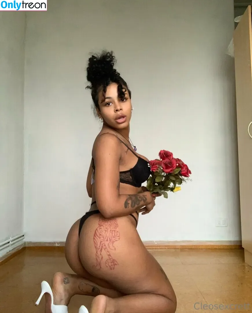 yourcleopathra nude photo #0447 (babecleoo / realkleopathraa)