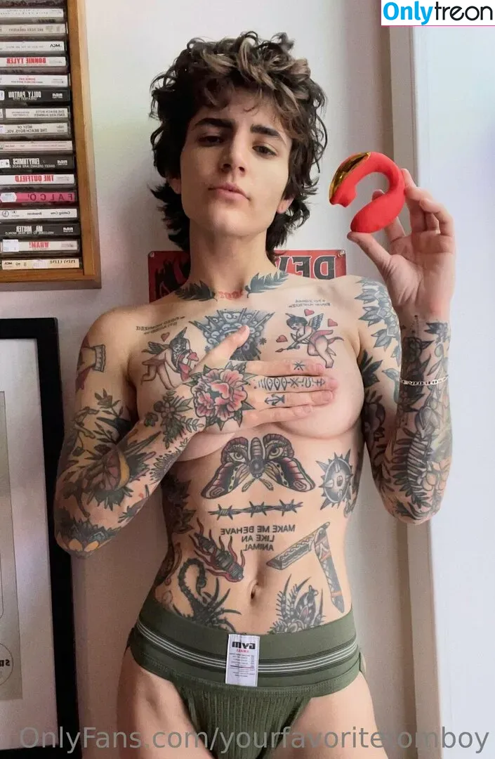 yourfavoritetomboy nude photo #0030 (yourfavoritetomboy)