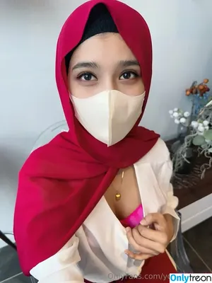 yourgfaliyah / yofavvniyaa nude photo #0014