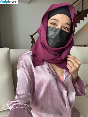 yourgfaliyah / yofavvniyaa nude photo #0019