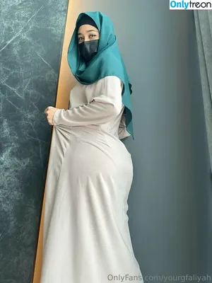yourgfaliyah / yofavvniyaa nude photo #0069