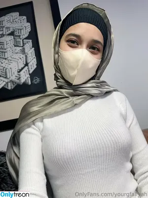 yourgfaliyah / yofavvniyaa nude photo #0071