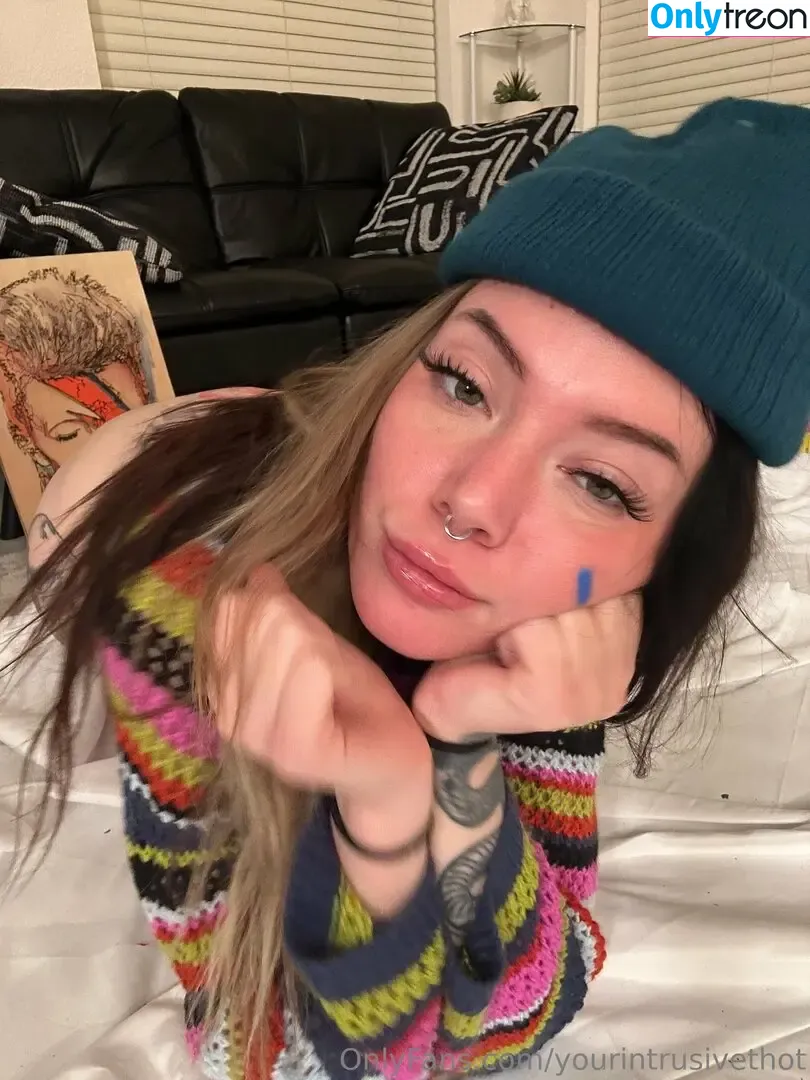 yourintrusivethot nude photo #0007 (UrIntrusiveTh0t / uta_hutabagendaaz)